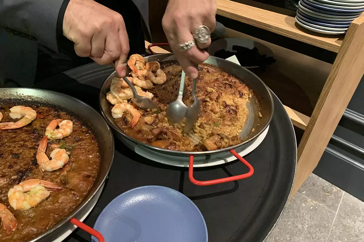 Paellia: l'arte del servizio Con Se&ntilde;or&igrave;o arriva a Milano la vera cucina di Spagna