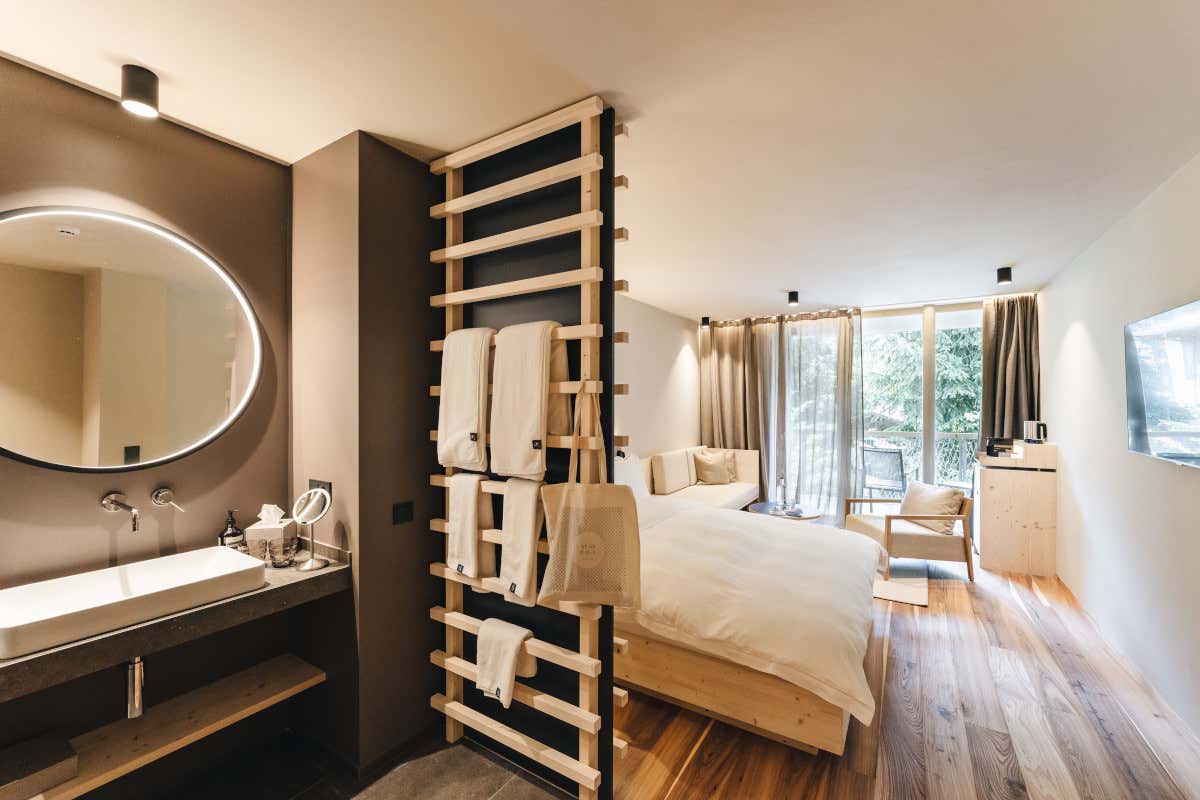 Soggiorno al Sensoria Dolomites fra ciclabili e sentieri panoramici