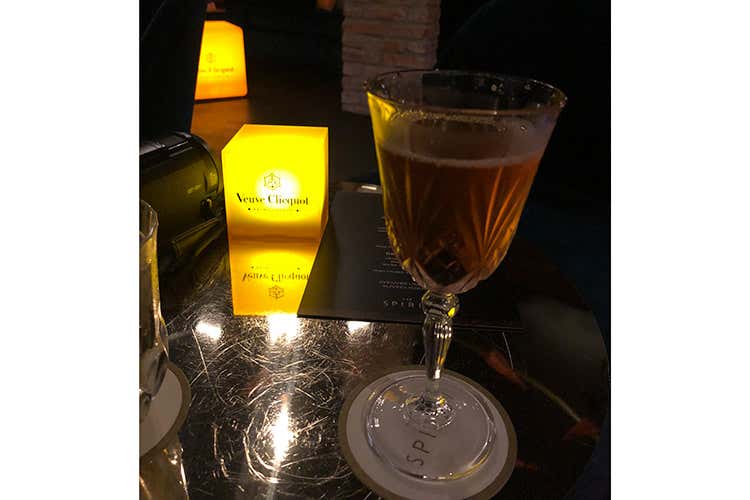 (Una serata di brindisi al The Spirit per i 200 anni di Veuve Clicquot Rosé) (Una serata di brindisi al The Spirit per i 200 anni di Veuve Clicquot Rosé)