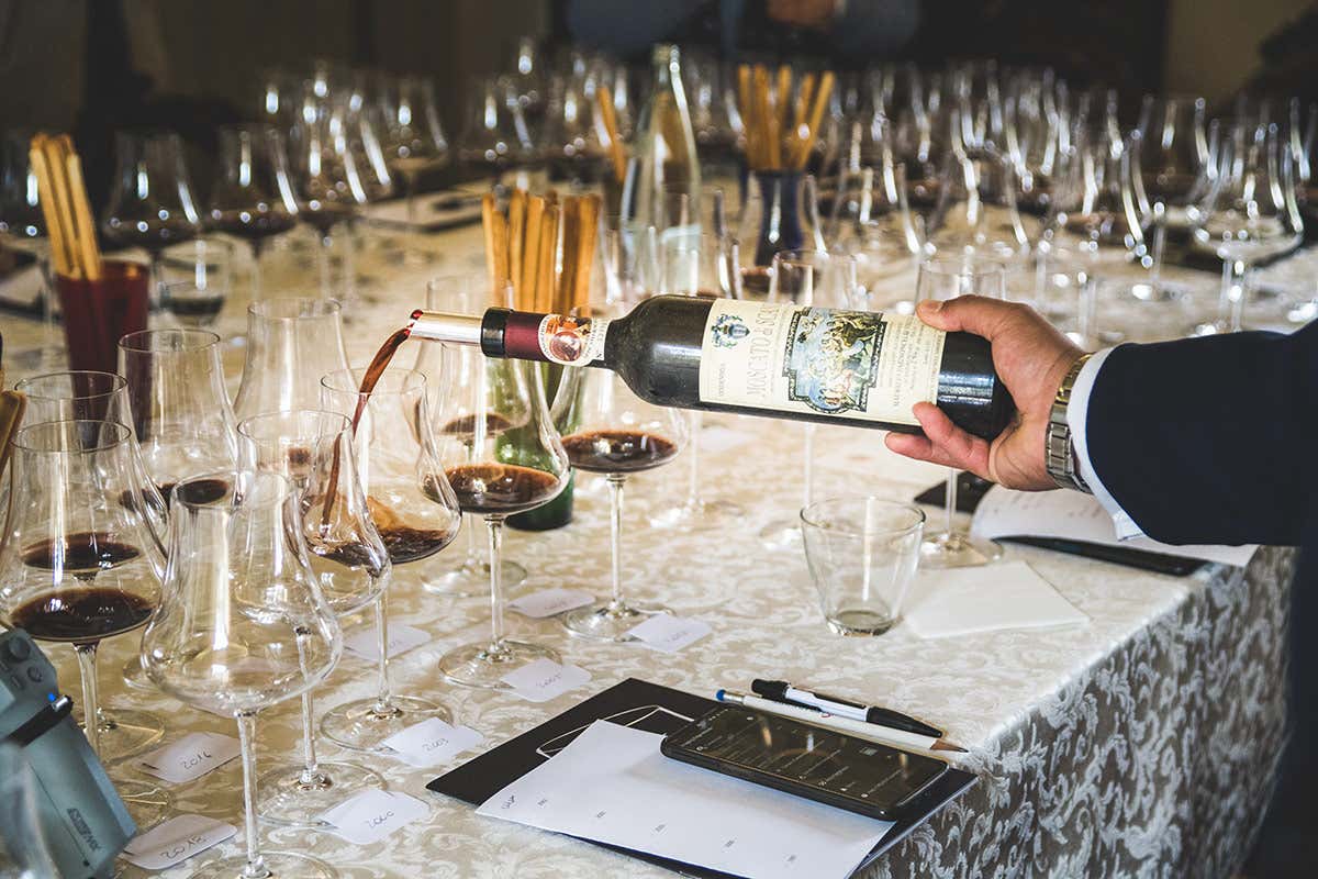 Un momento della degustazione Pagnoncelli Folcieri 10 sfumature di Moscato di Scanzo Pagnoncelli Folcieri