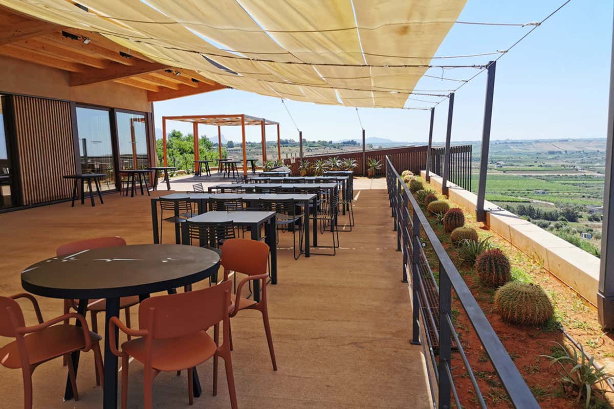 [Cavadiserpe] 2021 di Mandrarossa, un rosso siciliano elegante e premiato