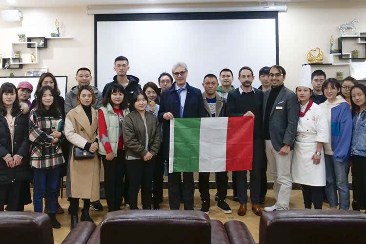 (Settimana della Cucina italiana L’impegno di Ifse con i più giovani) (Settimana della Cucina italiana L’impegno di Ifse con i più giovani)