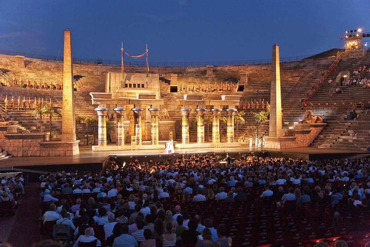 Verona: la città degli innamorati e l'incanto dell'Opera Festival