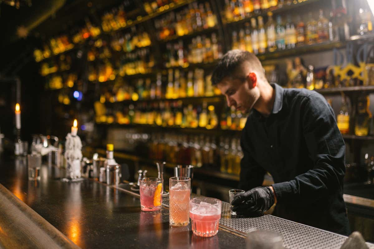Il barman stesso deve credere nella filosofia del locale per cui sta lavorando