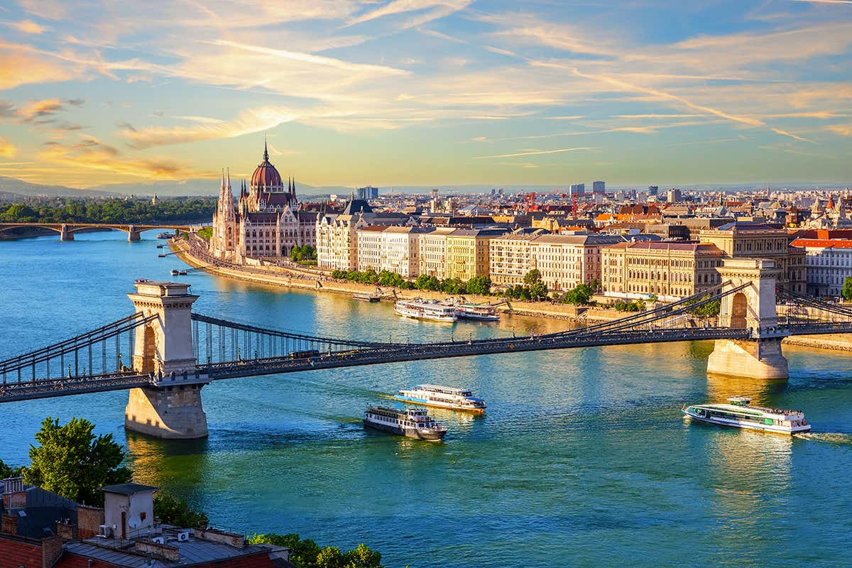Budapest cambia volto: hotel di design, cucina locale e caffè da scoprire