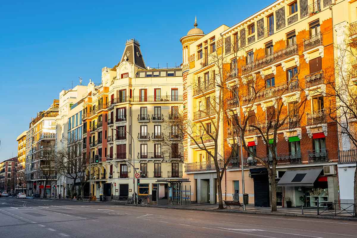 Dalle gallerie ai murales: i percorsi nascosti per scoprire la Madrid artistica Dalle gallerie ai murales: i percorsi nascosti per scoprire la Madrid artistica