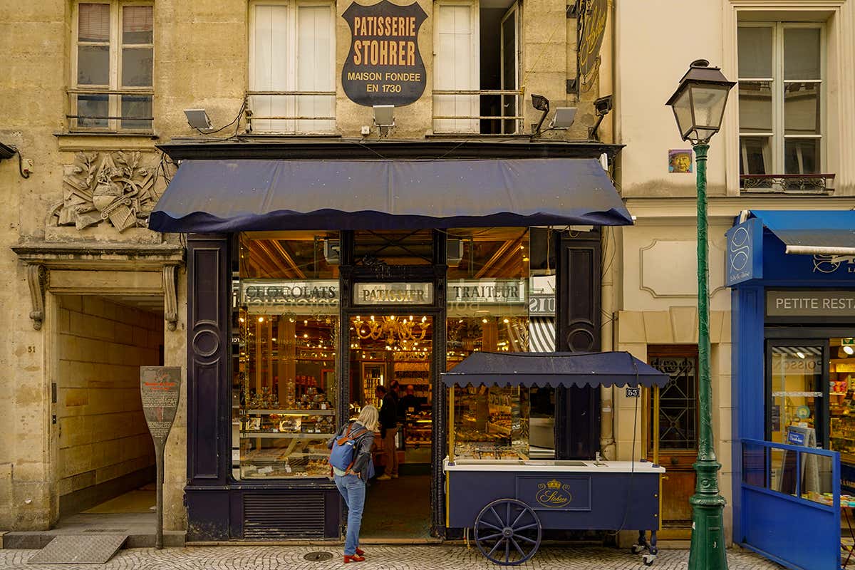 Il successo della pasticceria parigina ha trasformato la città in una meta di turismo gastronomico