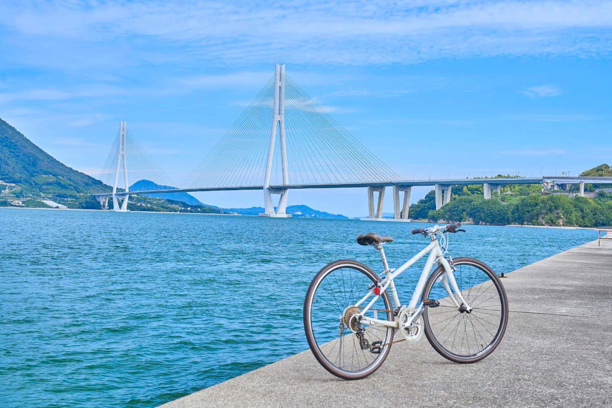 Shimamami Kaido è una ciclovia di 70 chilometri sulle isole del Giappone Giappone cinque luoghi per vivere esperienze rigeneranti nella natura