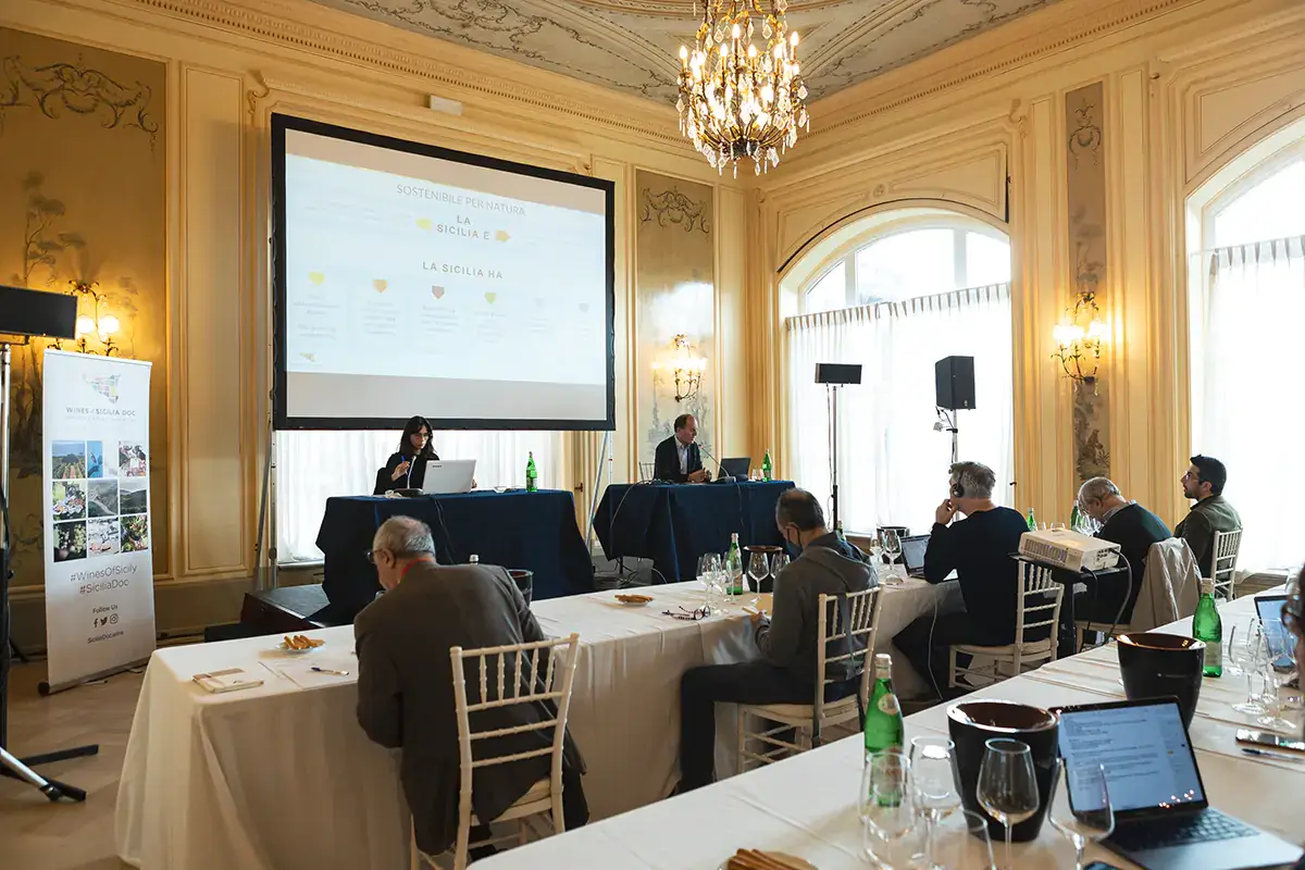 Il convegno Sicilia sostenibile per natura Sicilia patria del vino bio italiano. Ecco tutti i numeri