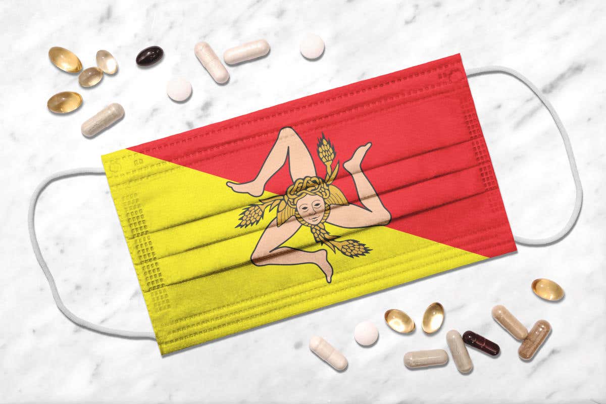 La Sicilia diventa gialla e crescono i contagi. Mascherina anche all'aperto La Sicilia diventa gialla e crescono i contagi. Mascherina anche all'aperto