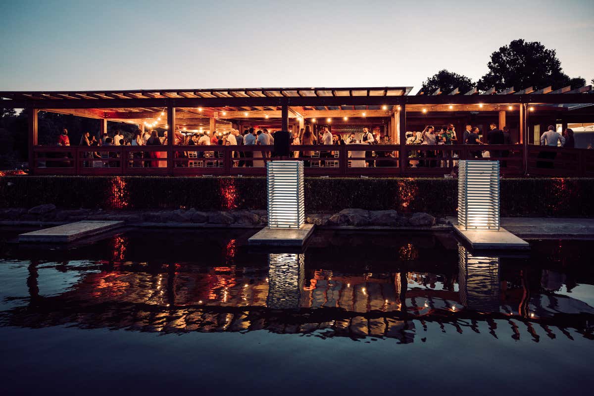 Lo Chalet del Lago: un’icona rinnovata nel cuore dell’Eur a Roma