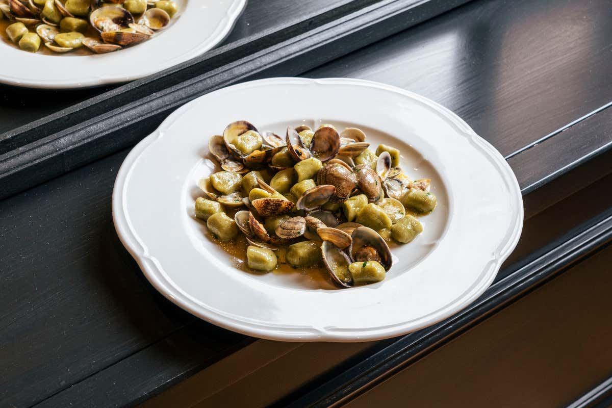 Lo Chalet del Lago: un’icona rinnovata nel cuore dell’Eur a Roma