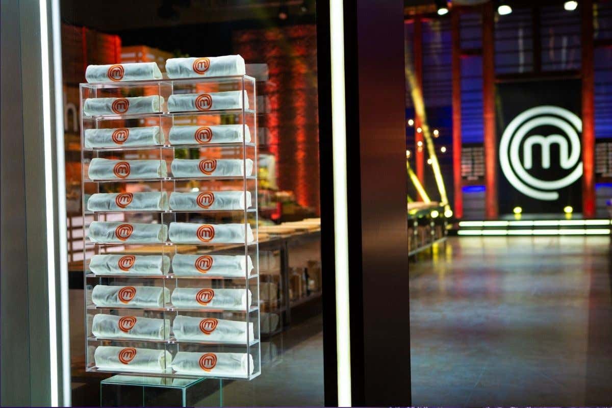 Acquista e personalizza il tuo grembiule MasterChef con Siggi Acquistare e personalizzare il proprio grembiule Masterchef? Ora si può con Siggi