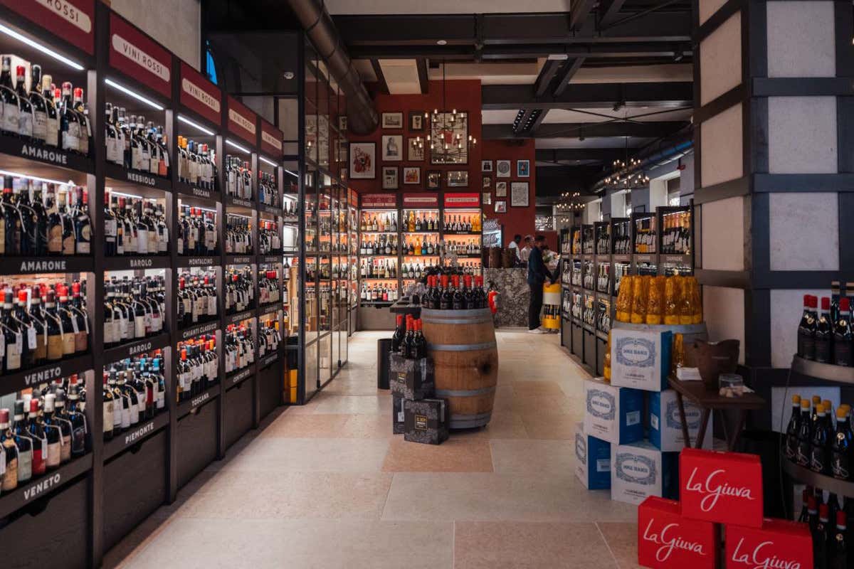 Tra le preferenze, in testa i rossi (41% dei volumi e 45% del valore), pur in calo del 5%.