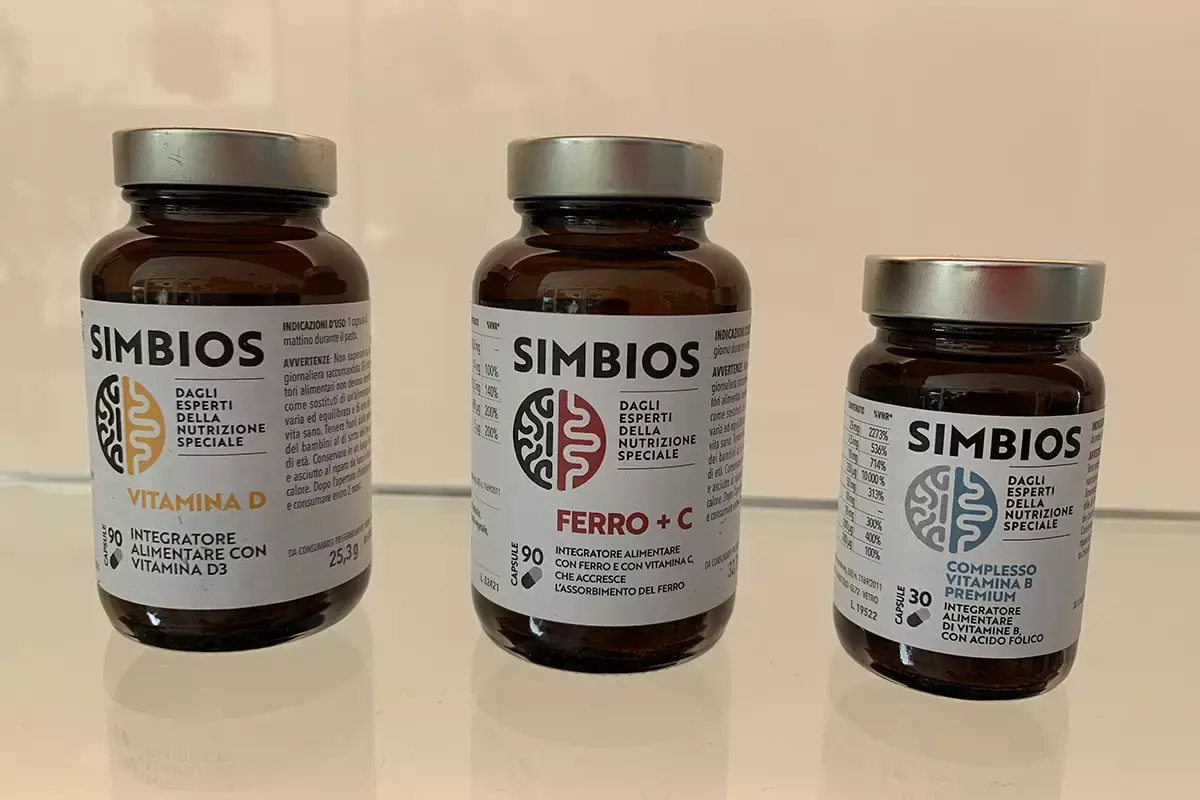 Cervello e intestino sono uniti nel logo di Simbios Dr. Sch&auml;r presenta Simbios, per il benessere di intestino e mente