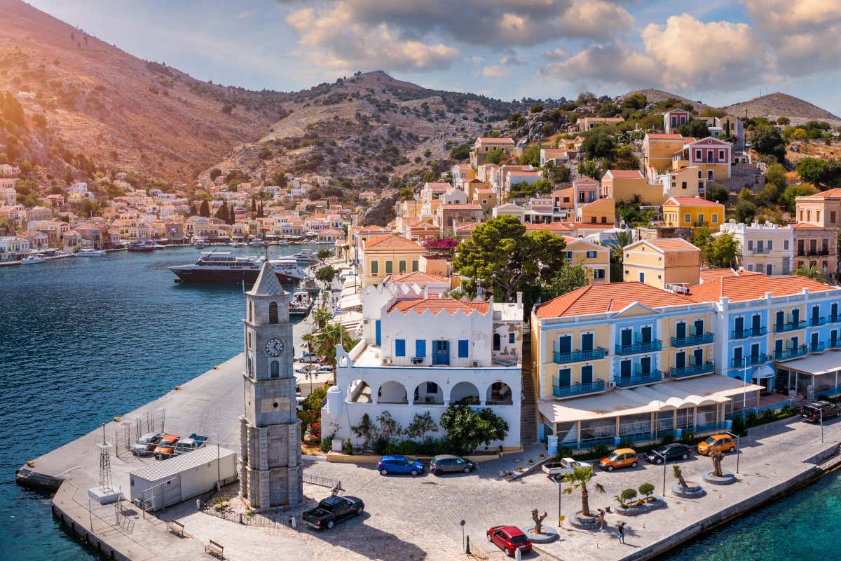 Le gemme del Dodecaneso: alla scoperta delle incantevoli isole dell'arcipelago greco Le gemme del Dodecaneso: alla scoperta delle incantevoli isole dell'arcipelago greco