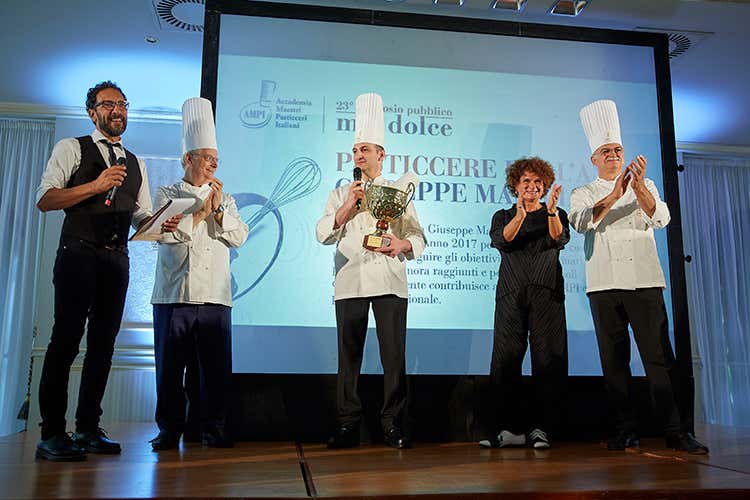 (Simposio AMPI a Bologna per celebrare il 25° della fondazione)