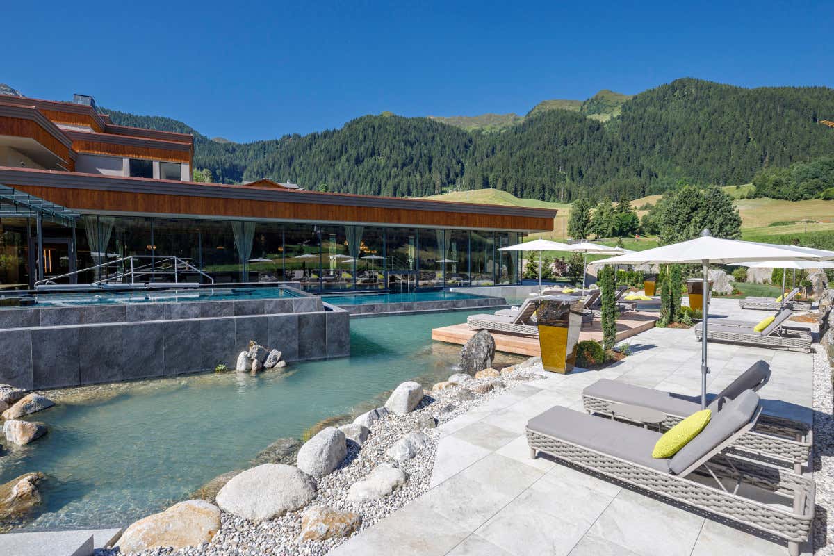 Contro la sindrome da rientro dalle ferie: pause e relax sospesi tra cielo e terra