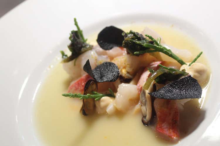 Abissi di Marco Visciola (Con Singerie, la cucina etica entra al ristorante Il Salmoriglio)