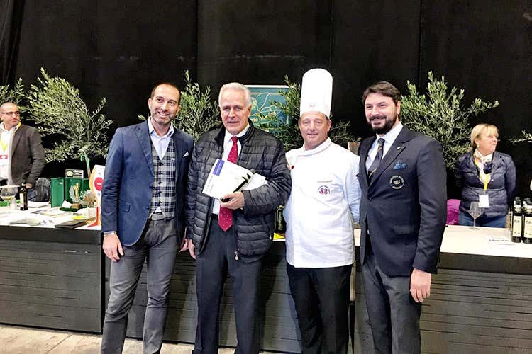 (Sinergie di filiera in Toscana Cucina e vino lavorano insieme)