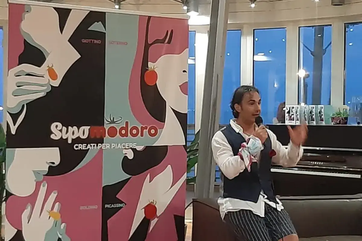 Massimiliano Ceccarini durante l'evento S&igrave;-pomodoro Sipo a tutto pomodoro: nuovo packaging e pi&ugrave; comunicazione