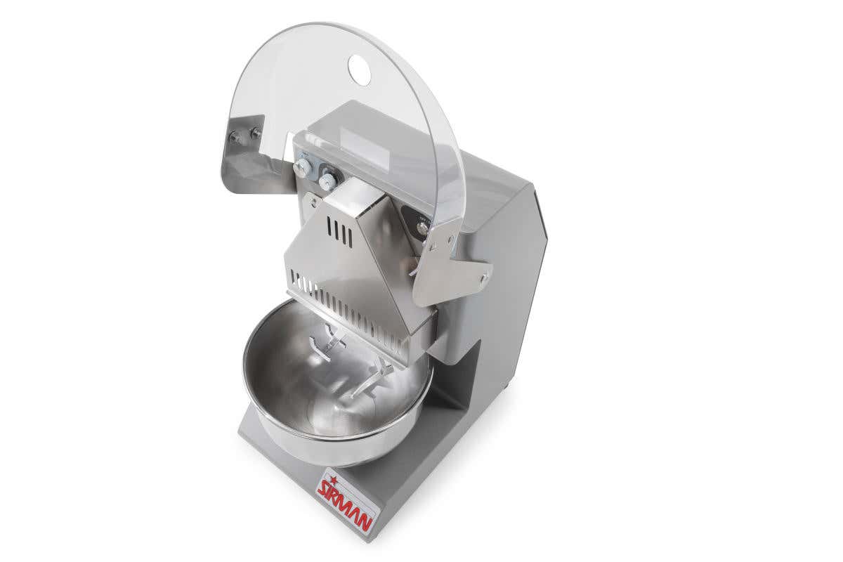 I vantaggi dell’impastatrice a braccia tuffanti per ristoratori e artigiani