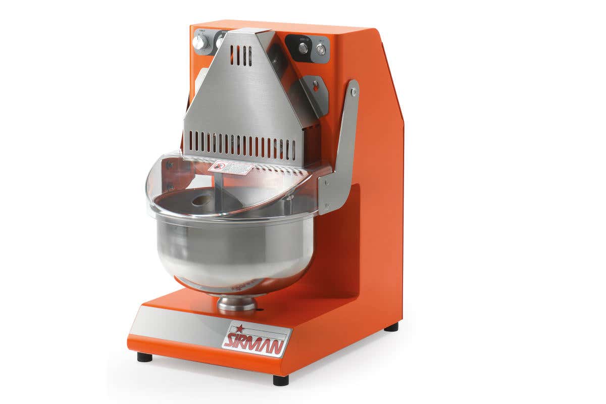 I vantaggi dell’impastatrice a braccia tuffanti per ristoratori e artigiani I vantaggi dell’impastatrice a braccia tuffanti per ristoratori e artigiani