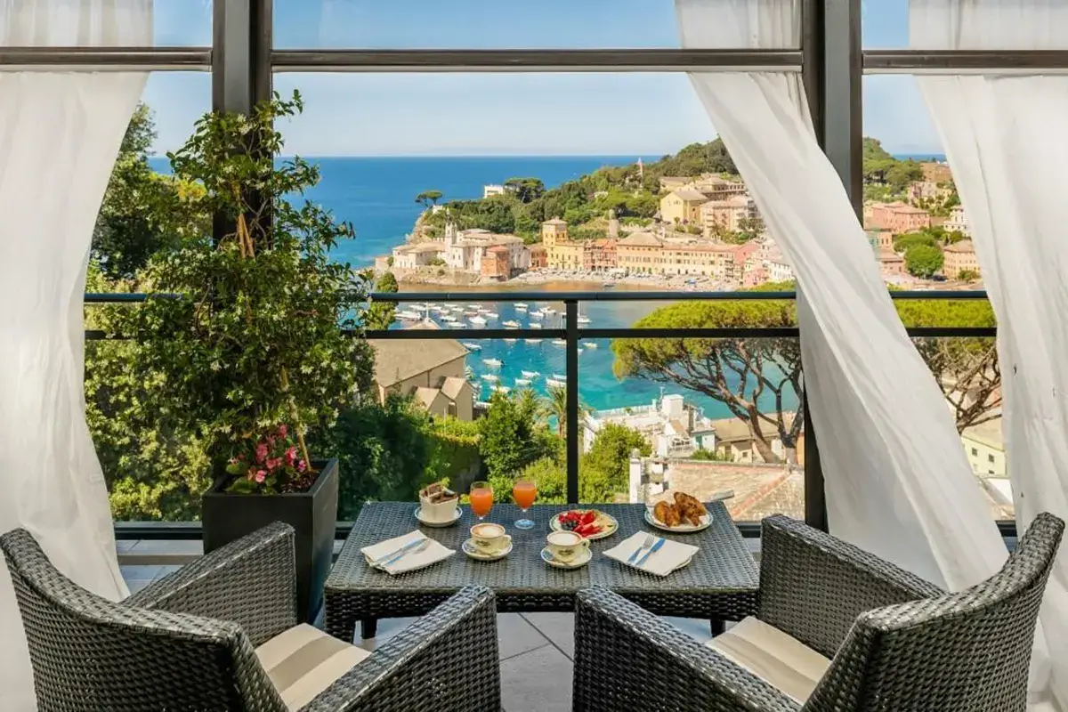 Sky Bar Ponte Zeus&nbsp; Dall&rsquo;Olimpo al Portobello, due ristoranti da non perfere a Sestri Levante
