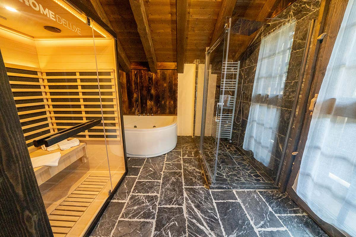 Trascorrere le vacanze a cielo aperto in un camping glamour tra le Alpi e le Dolomiti