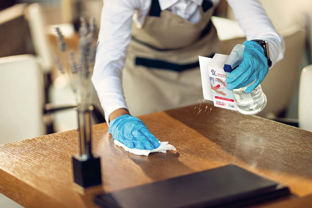 Gino Sorbillo: «L’igiene al ristorante va garantita con strumenti nuovi»