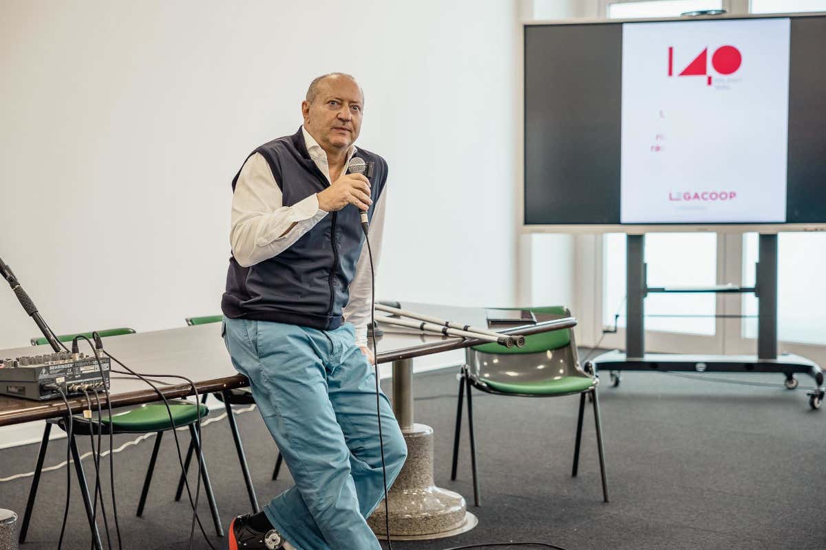 Legacoop e Ortomercato di Milano: il lavoro regolare al centro del sistema Legacoop e Ortomercato di Milano: il lavoro regolare al centro del sistema