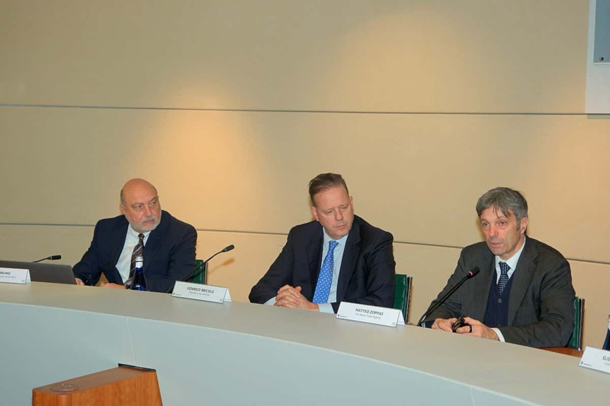 Gianni Bruno, Federico Bricolo e Matteo Zoppas alla presentazione di Sol Expo 2026