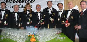 I sommelier Fisar che hanno prestato il servizio vini. Primo a destra Nicola Masiello