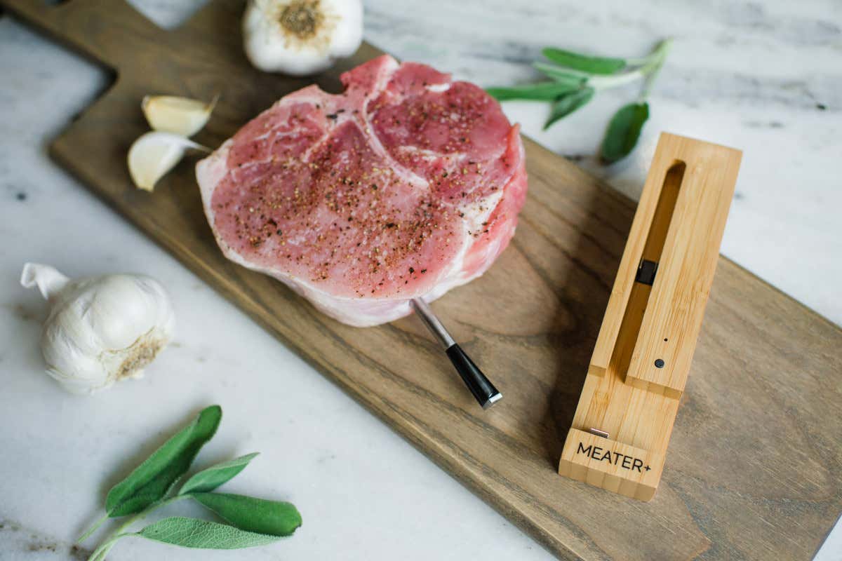 Meater plus: il termometro intelligente che svela i segreti di cottura della carne Meater plus: il termometro intelligente che svela i segreti di cottura della carne