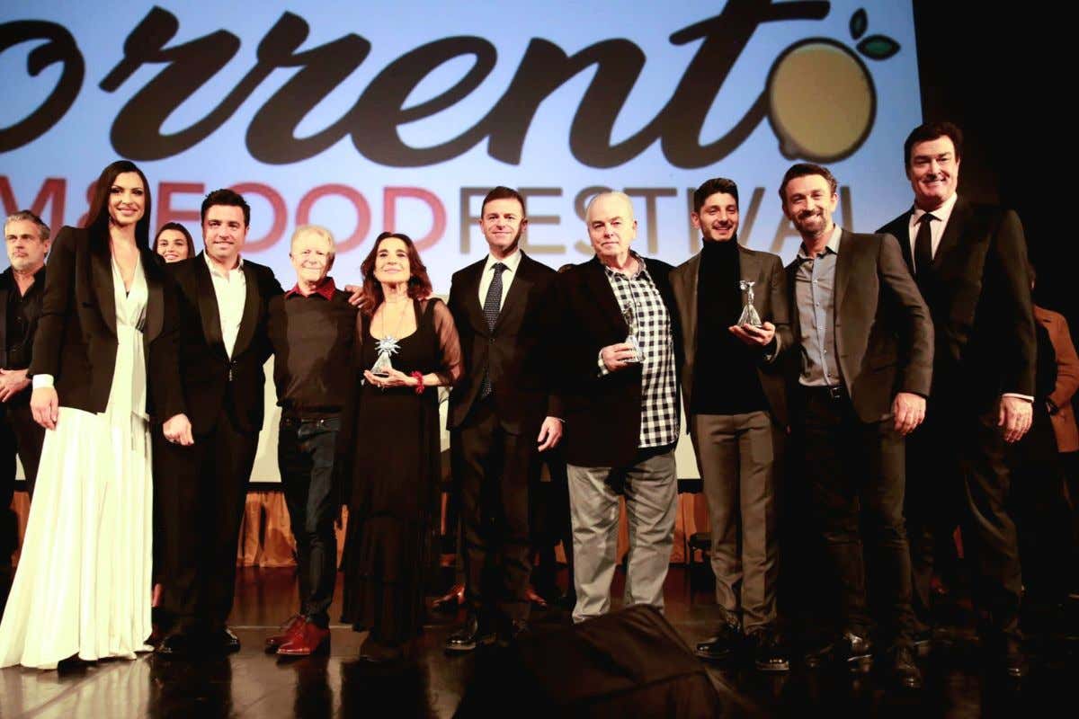 Lo chef Fabrizio Mellino omaggiato al Sorrento Film & Food Festival Lo chef Fabrizio Mellino omaggiato al Sorrento Film & Food Festival