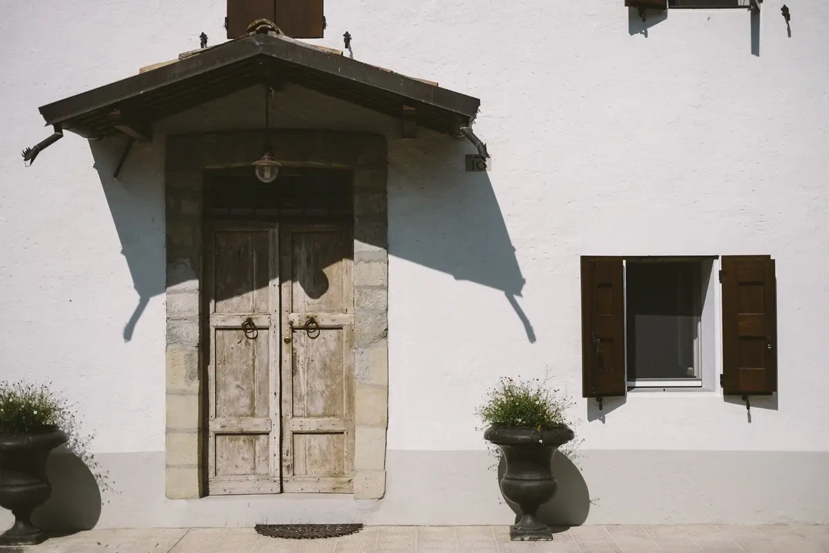 Sotto i Sassi Bed&Breakfast. Foto Ferrarini Un temporary restaurant… sotto i sassi per gustare l’Appennino emiliano