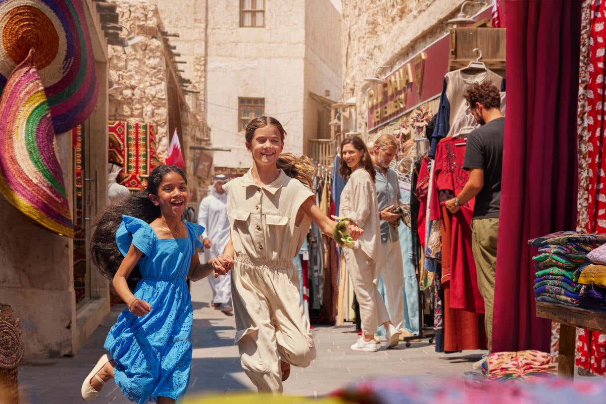 Il Qatar al Souq Waqif è ricco di vicoli intricati in cui scoprire la cultura qatariota Qatar un paese da scoprire in famiglia. Ecco cosa fare
