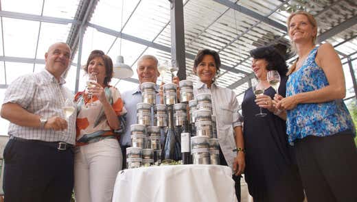 Da sinistra: Alfredo e Loredana Del Gaudio, Piero e Maria Rondolino, Daniela Massolo, Valentina Farolfi. Foto di Roberto Bosia Da sinistra: Alfredo e Loredana Del Gaudio, Piero e Maria Rondolino, Daniela Massolo, Valentina Farolfi. Foto di Roberto Bosia