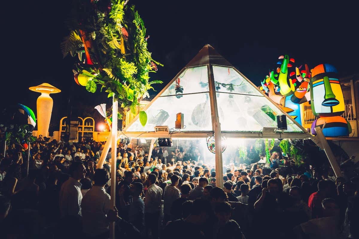 Stile e vibrazioni: Villa delle Rose è pronta a far battere il cuore dell'estate