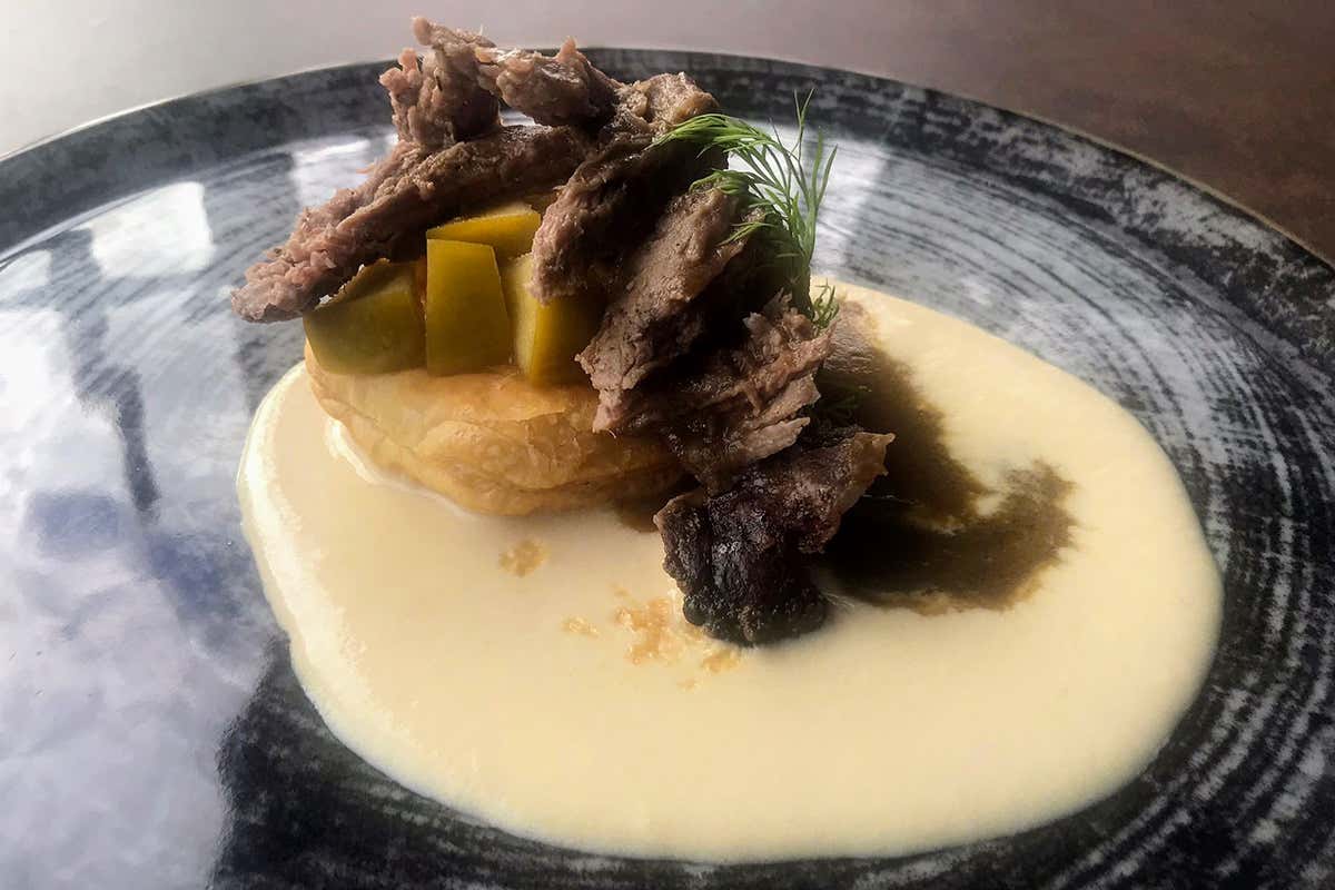 Spalla di cinghiale al Marsala (Costantino Laudani) Un menu firmato Euro-Toques per promuovere la cucina italiana