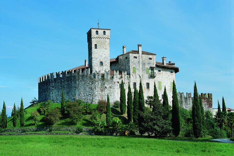 (A spasso per i castelli del Friuli per riscoprire la storia del Nordest) (A spasso per i castelli del Friuli per riscoprire la storia del Nordest)