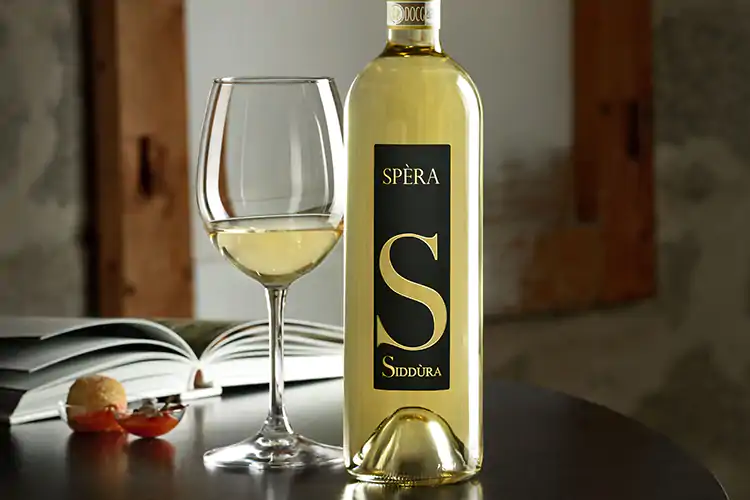 Sp&egrave;ra, il Vermentino di Gallura di Sidd&ugrave;ra premiato da Wine Spectator Wine Spectator, 90 punti a Sp&egrave;ra Premiato il Vermentino di Sidd&ugrave;ra