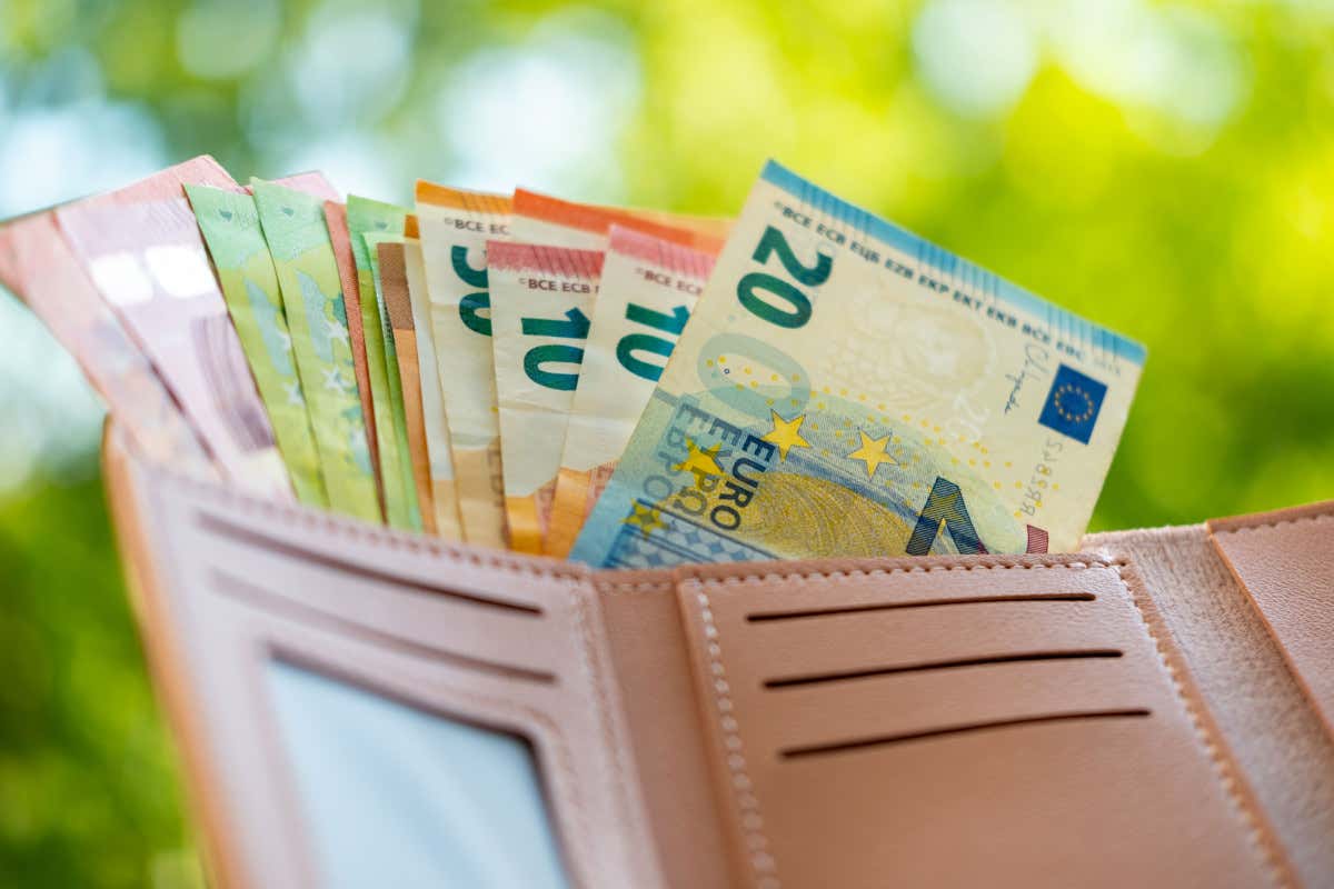 Economia italiana in positivo: il turismo dà slancio ai consumi Economia italiana in positivo: il turismo sostiene i consumi