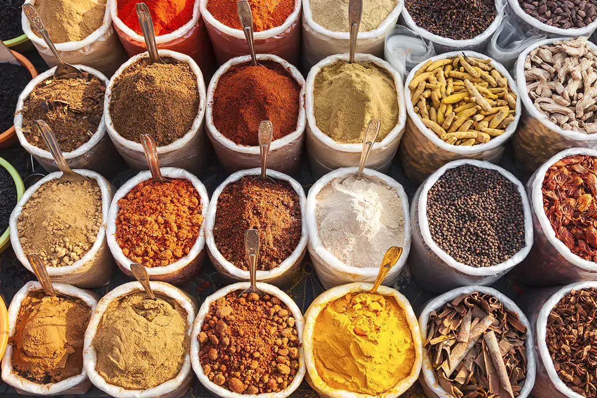 Spezie come curry, paprika e peperoncino contengono lo stesso principio dell'aspirina: l'acido acetilsalicilico Autunno alle porte, meglio fare scorta di cavoli e broccoli per prevenire il raffreddore