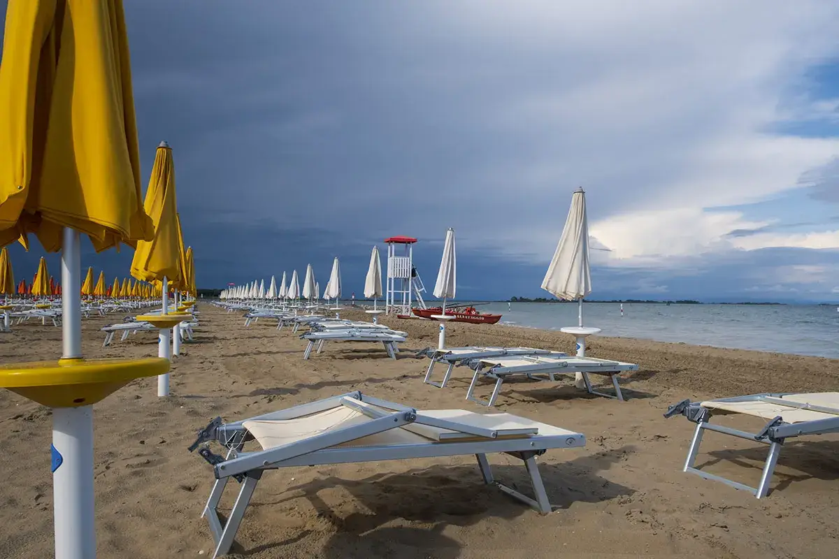 Concessioni balneari, che pasticcio! In gioco c&rsquo;&egrave; un comparto strategico per il nostro turismo