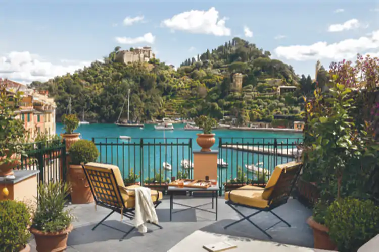 Lo Splendido Mare riapre a seguito di una ristrutturazione completa Splendido Mare a Portofino Nuovo glamour e buona cucina