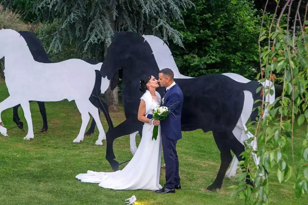Scene da un matrimonio a La Voltarina Matrimonio low cost in cornice da sogno