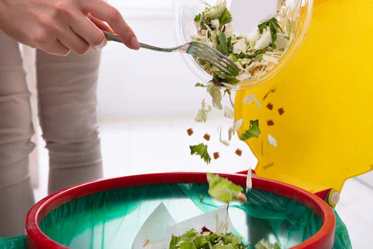 Sprechi alimentari ridotti in Italia nel 2020 - Covid e tagli allo spreco alimentarerallentano il consumo della Terra