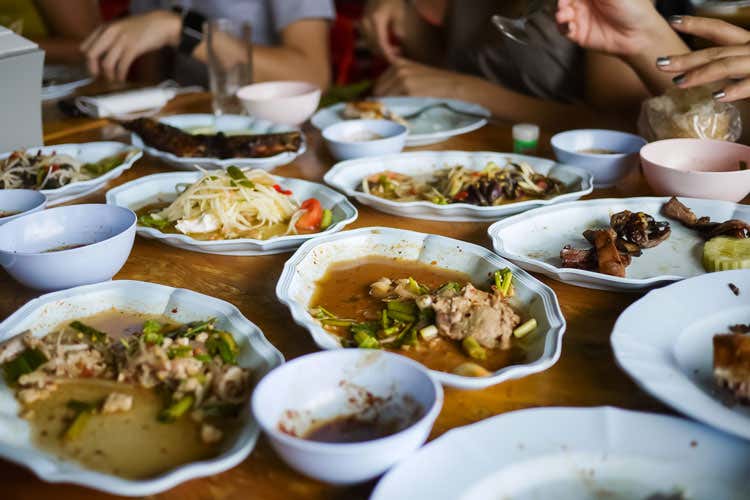 Tante iniziative anche in Italia per combattere lo spreco - Mezze porzioni e piatti in meno Cos&igrave; la Cina combatte lo spreco