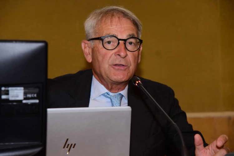 Ernesto Abbona (Spumante protagonista delle feste Pronte al botto 66 milioni di bottiglie)